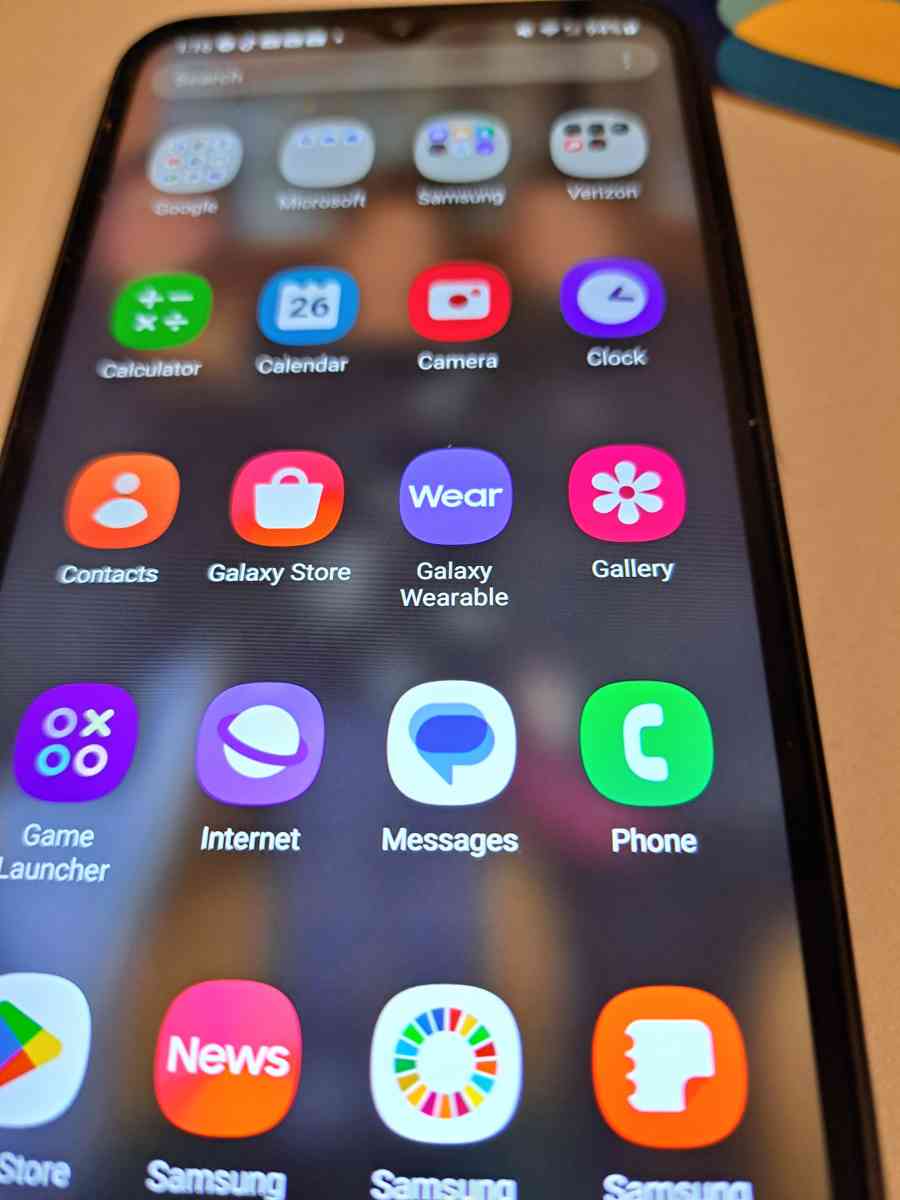 A14 5g like new works great  open to any carrier - Dolgeville, New York