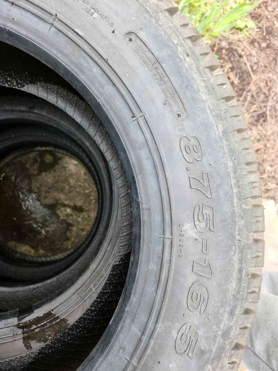 4 rv tires - Shenandoah, Virginia - FleaMarketBay