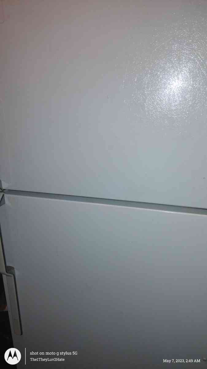 GE Refrigerator - Oklahoma City, Oklahoma - FleaMarketBay