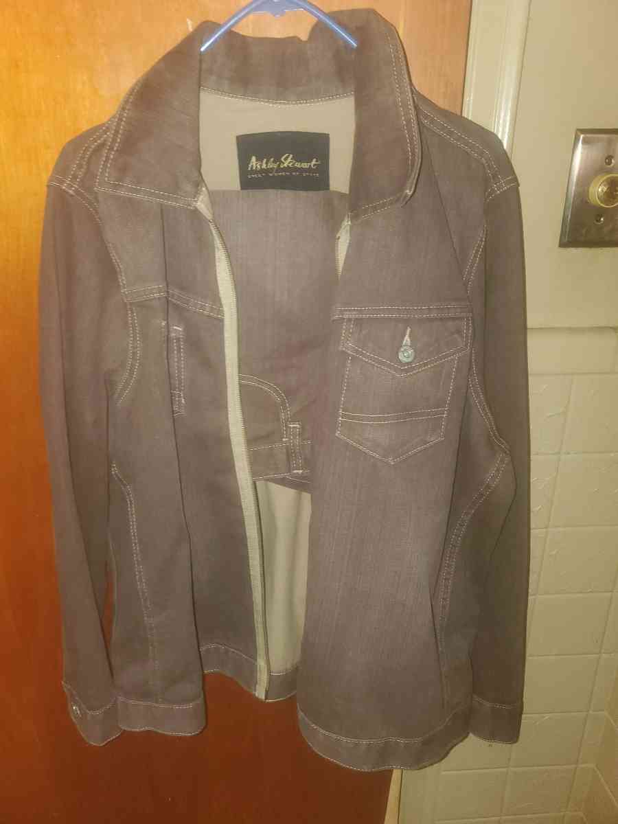 Womens Brown Jacket And Pants Set - Detroit, Michigan - FleaMarketBay