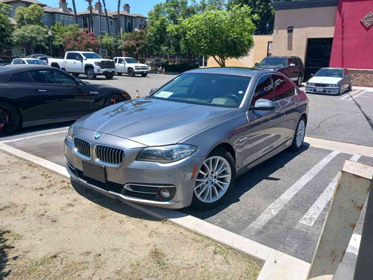 2015 BMW 528i RWD - Hanford, California - FleaMarketBay