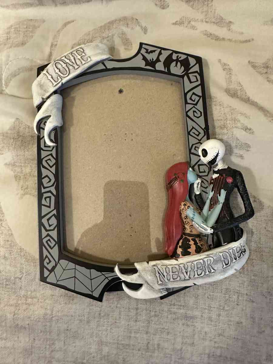 Nightmare before Christmas picture frame - Lakewood, California