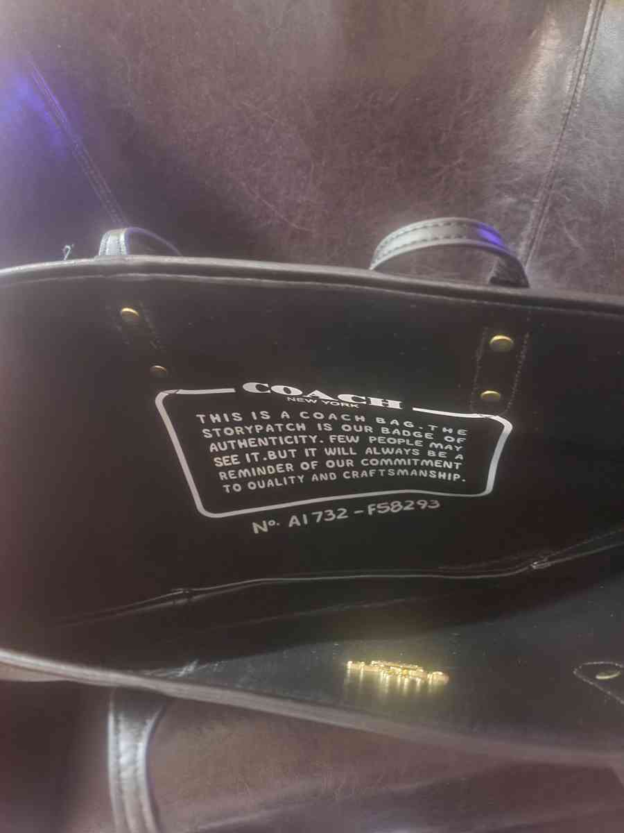 NWOT Coach tote bag - Cleveland, Tennessee - FleaMarketBay