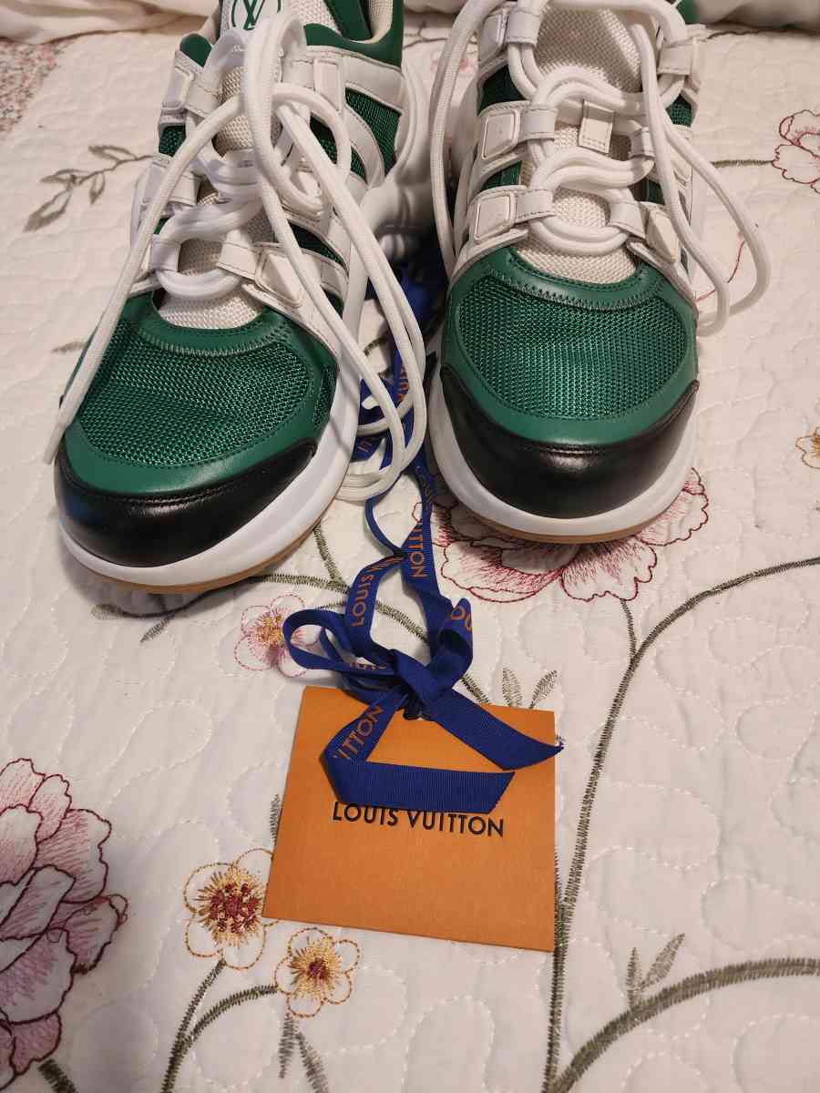 Louis Vuitton woman shoes - Miami, Florida - FleaMarketBay