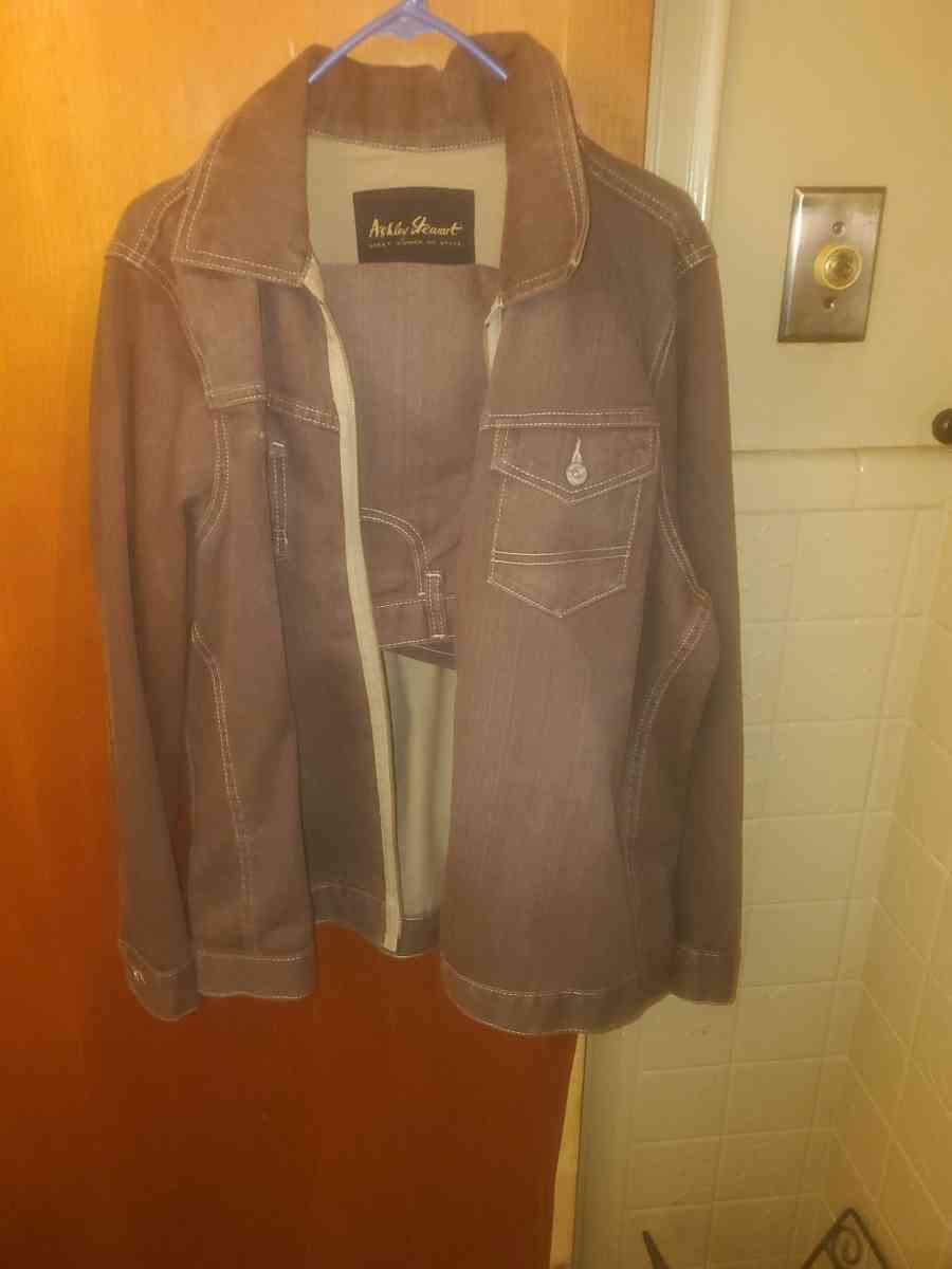 Womens Brown Jacket And Pants Set - Detroit, Michigan - FleaMarketBay