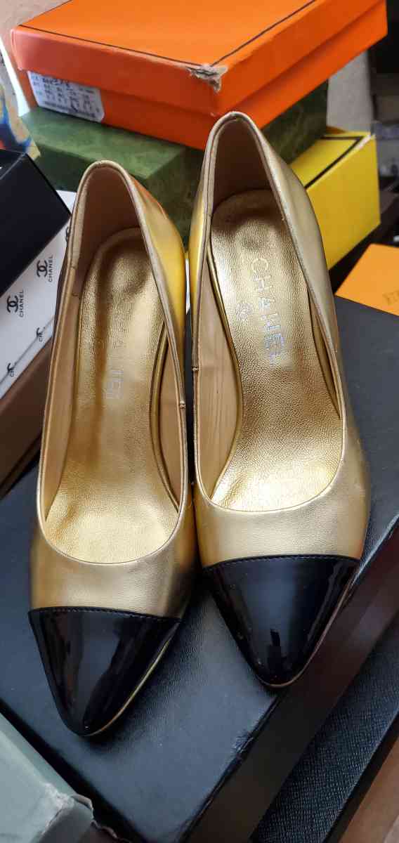 cC gold clear glass - Mission Hills, California