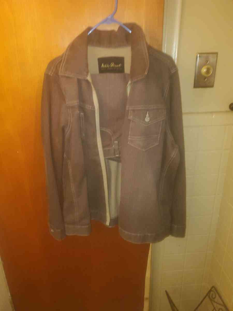 Womens Brown Jacket And Pants Set - Detroit, Michigan