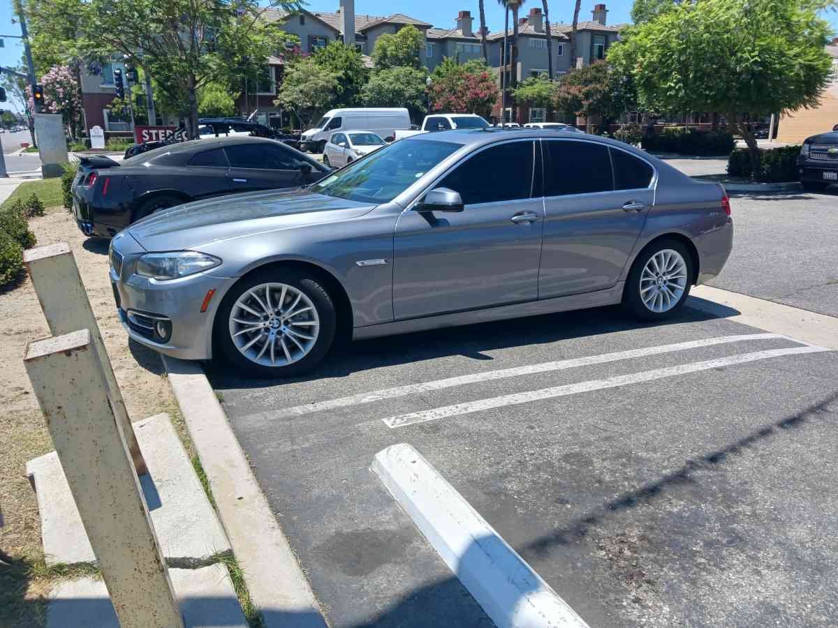 2015 BMW 528i RWD - Hanford, California - FleaMarketBay