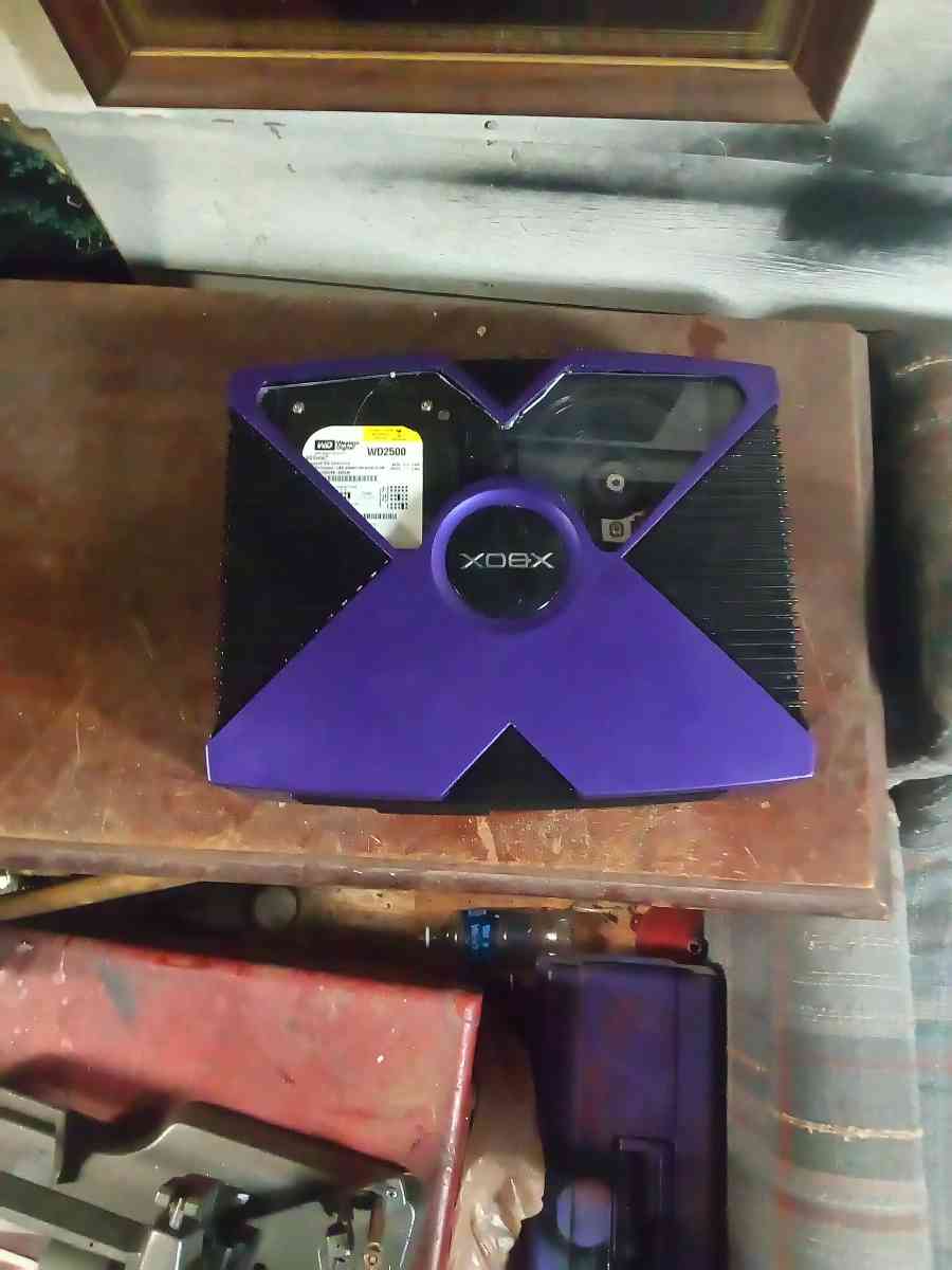 soft modded Xbox with over 2000 games - Lansing, Michigan - FleaMarketBay