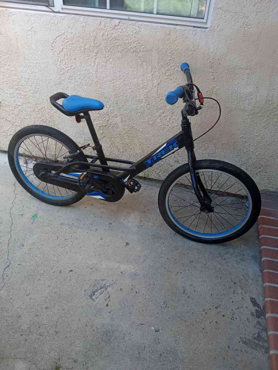 TREK Jet Series 20 Kids Bike 20 inch diameter tire - West Covina, California