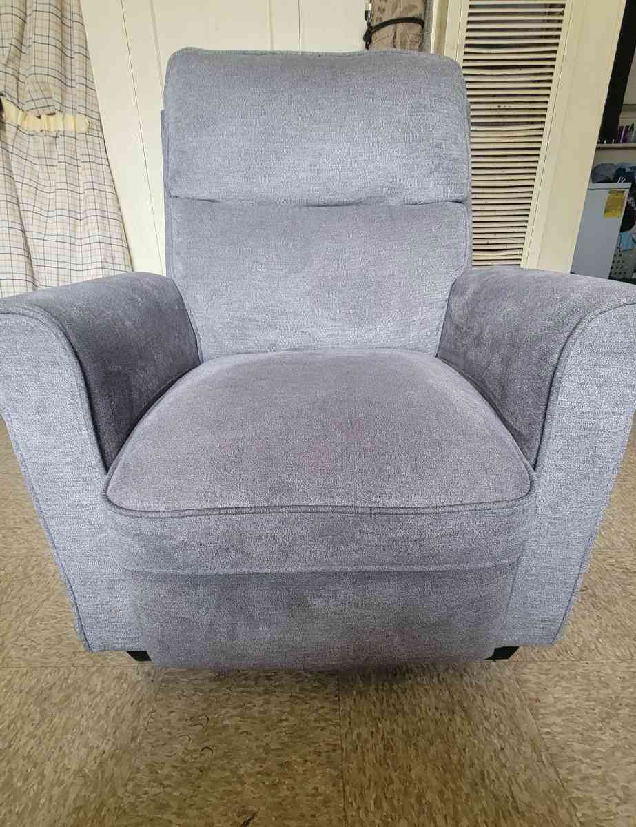 Recliner chair - Los Angeles, California