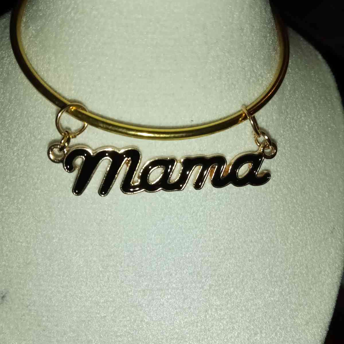 mama charm on a bangle bracelet - Newark, Delaware - FleaMarketBay