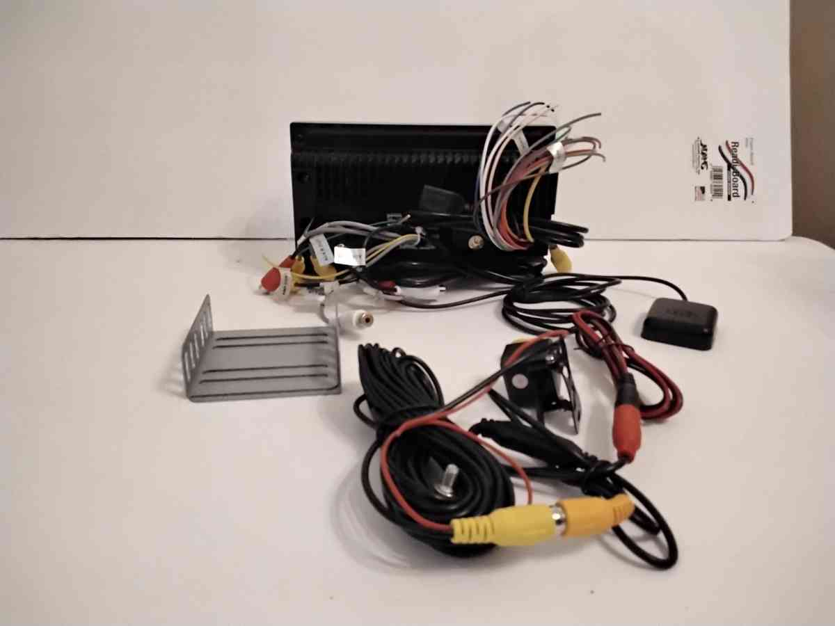 AFTERMARKET IN DASH NAVIGATION SYSTEM WITH BACKUP CAMERA - Griffin, Georgia