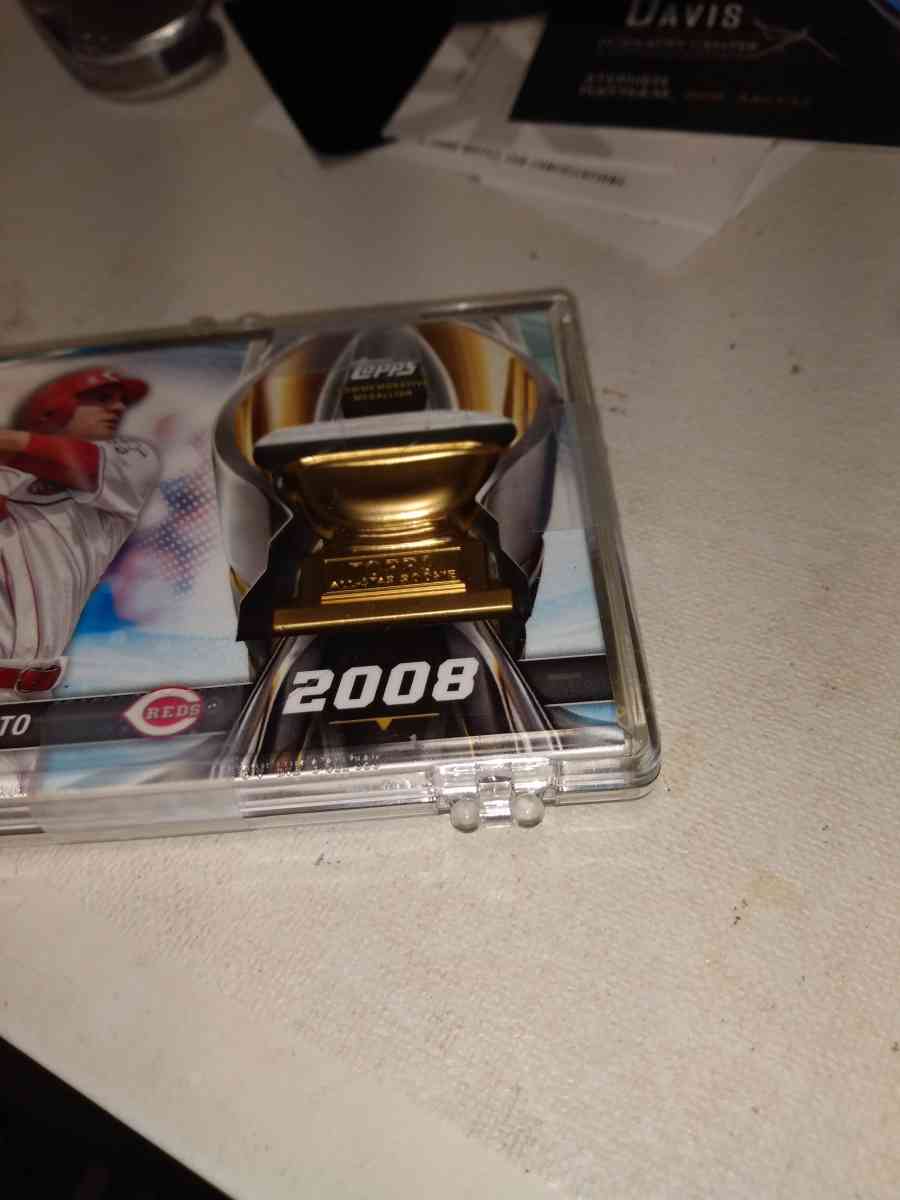 2018 Topps rookie cup great medallion card Joey votto - Alicia, Arkansas - FleaMarketBay