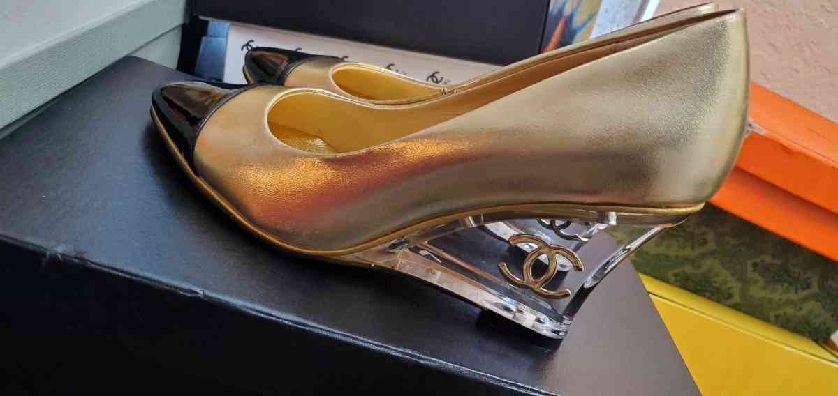 cC gold clear glass - Mission Hills, California - FleaMarketBay