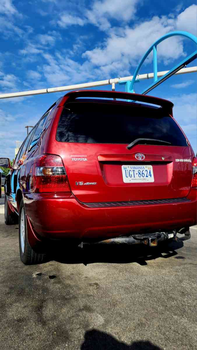 2005 Toyota Highlander Limited - Harrisonburg, Virginia - FleaMarketBay