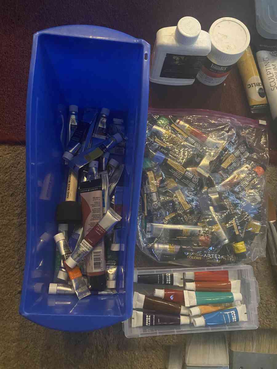 art supplies - Peoria, Arizona - FleaMarketBay