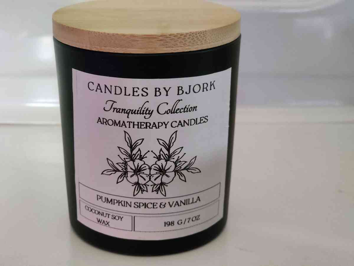 8 oz candle - Valdese, North Carolina