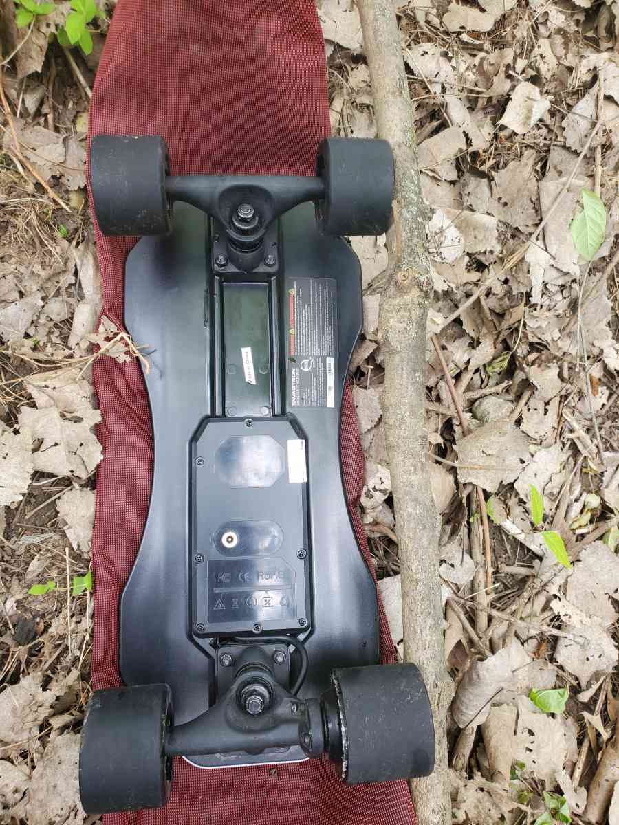 Swagtron Electric Skateboard - Indianapolis, Indiana - FleaMarketBay