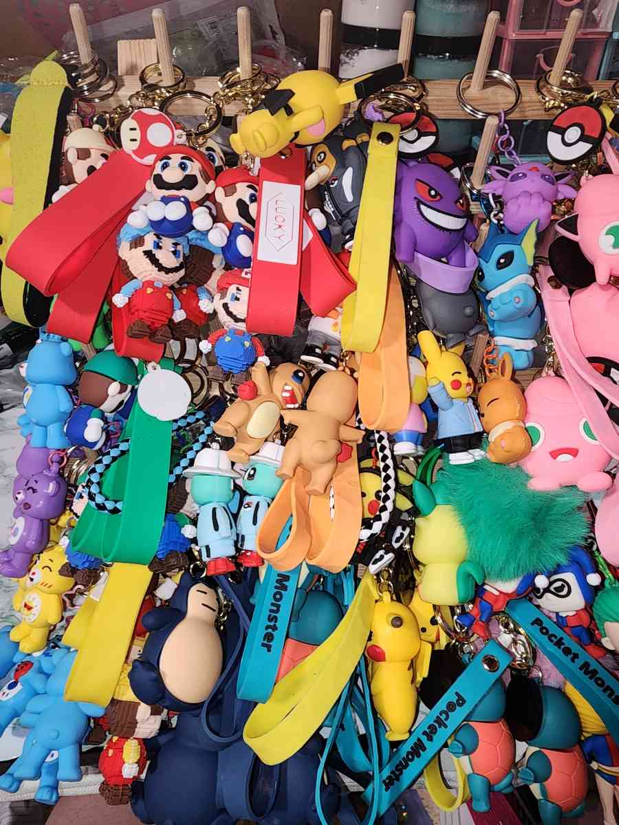 Fun keychains - Johnson City, New York - FleaMarketBay