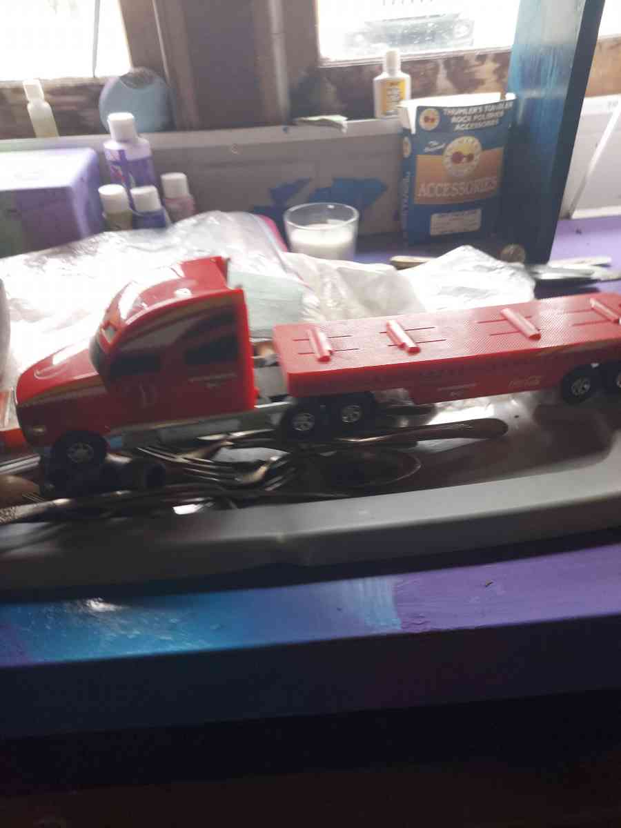 hummer coke car hauler semi - Frankfort, Indiana