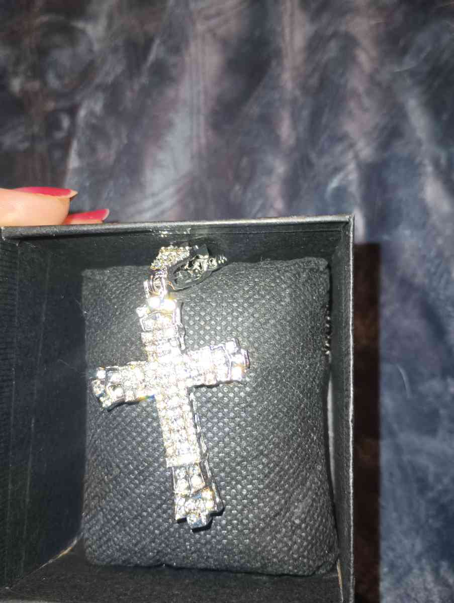 cross necklace