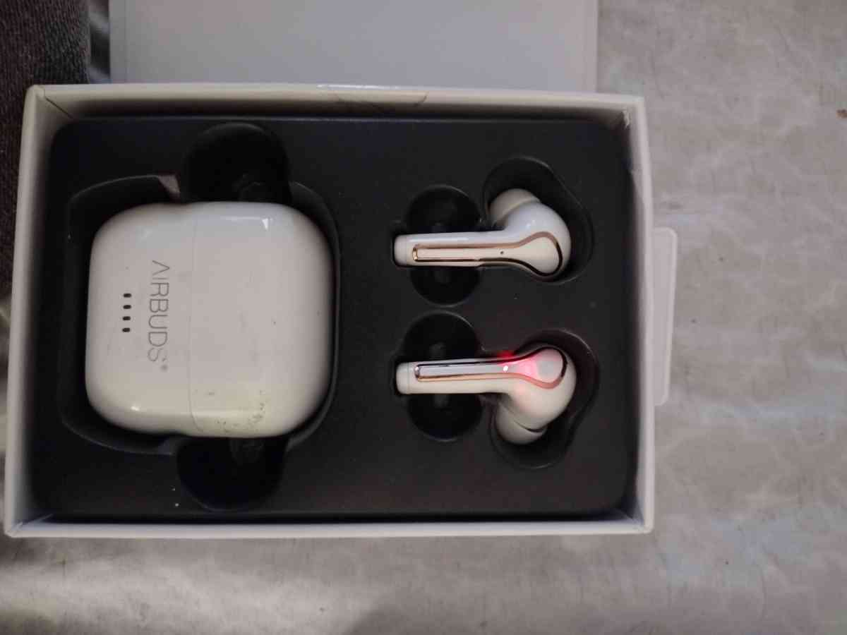 Air Sport airbuds - Meridian, Mississippi - FleaMarketBay