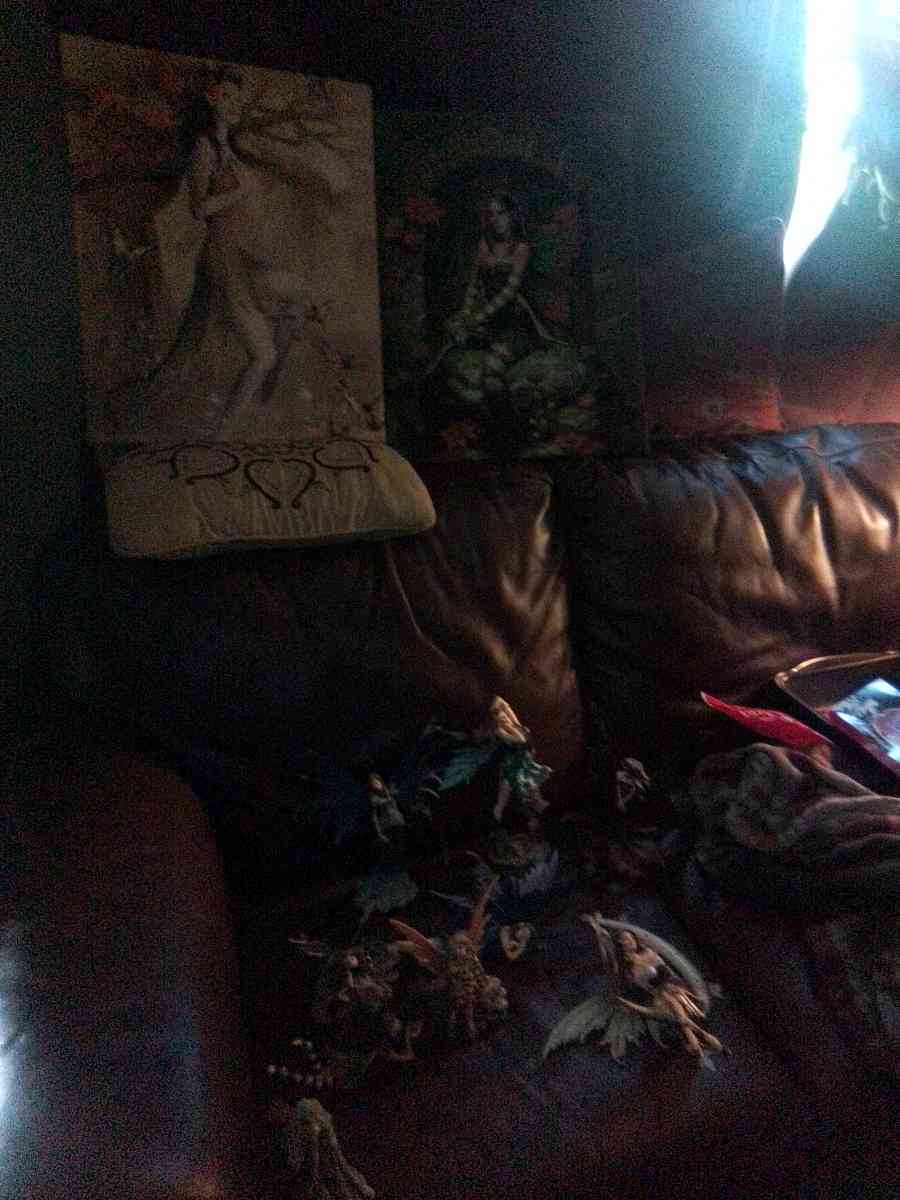 farys - Flint, Michigan - FleaMarketBay