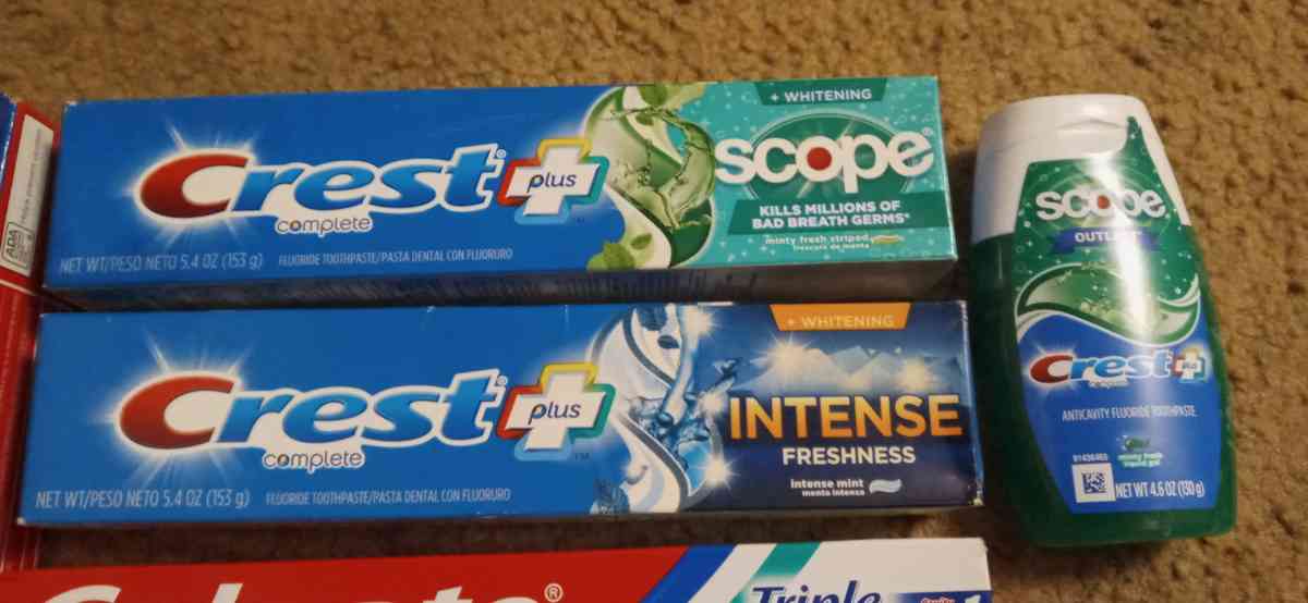 colegate and Crest toothpaste new unopened   pick up only - Watertown, New York - FleaMarketBay