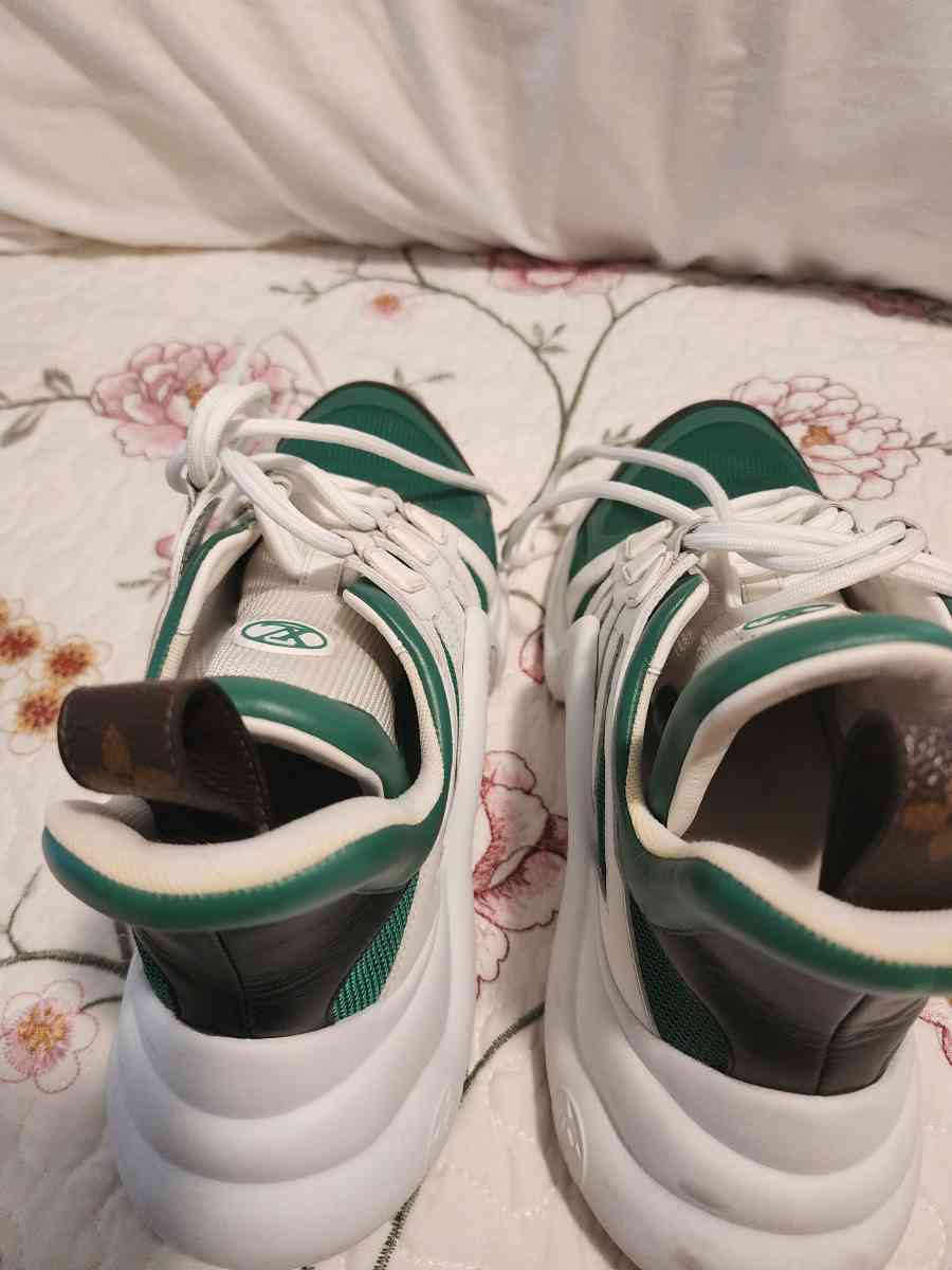 Louis Vuitton woman shoes - Miami, Florida - FleaMarketBay