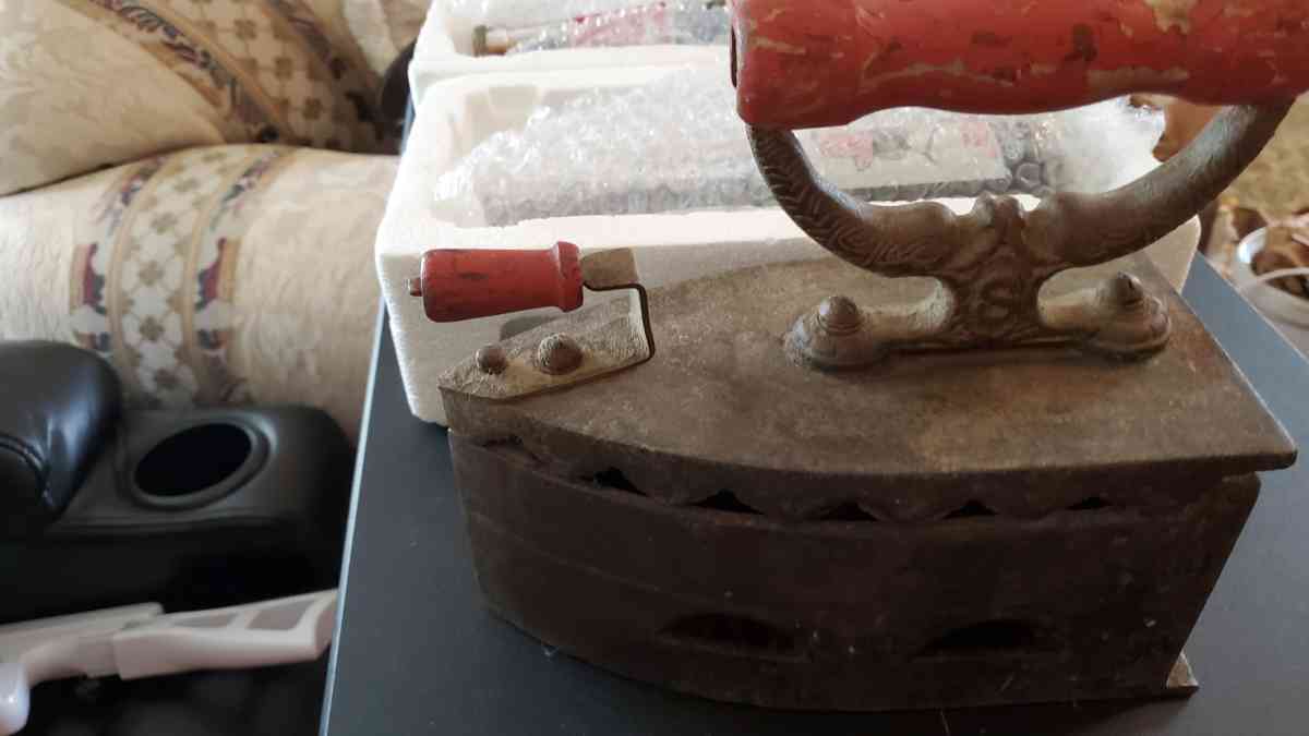 Pioneer Antiuqe Iron - Pelham, Alabama - FleaMarketBay