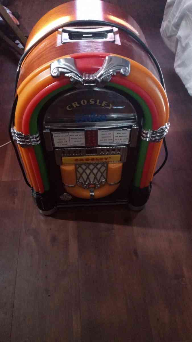 jukebox for ipod nd good old style - Saint Petersburg, Florida