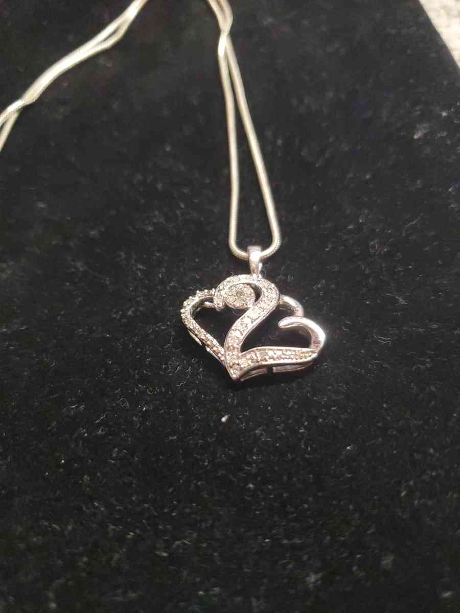 2 hearts ss925 - Scappoose, Oregon