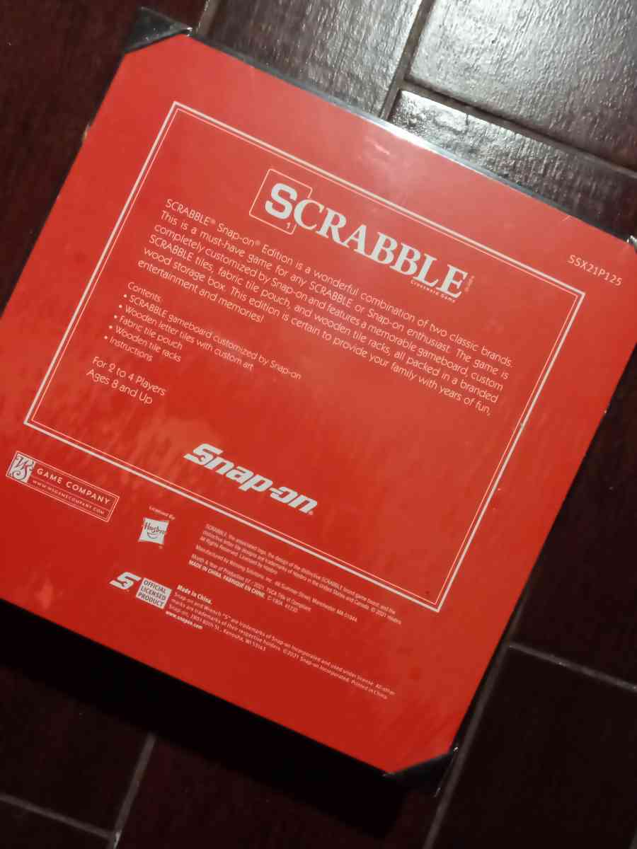 Scrabble Snap on Edition board game - Houston, Texas - FleaMarketBay