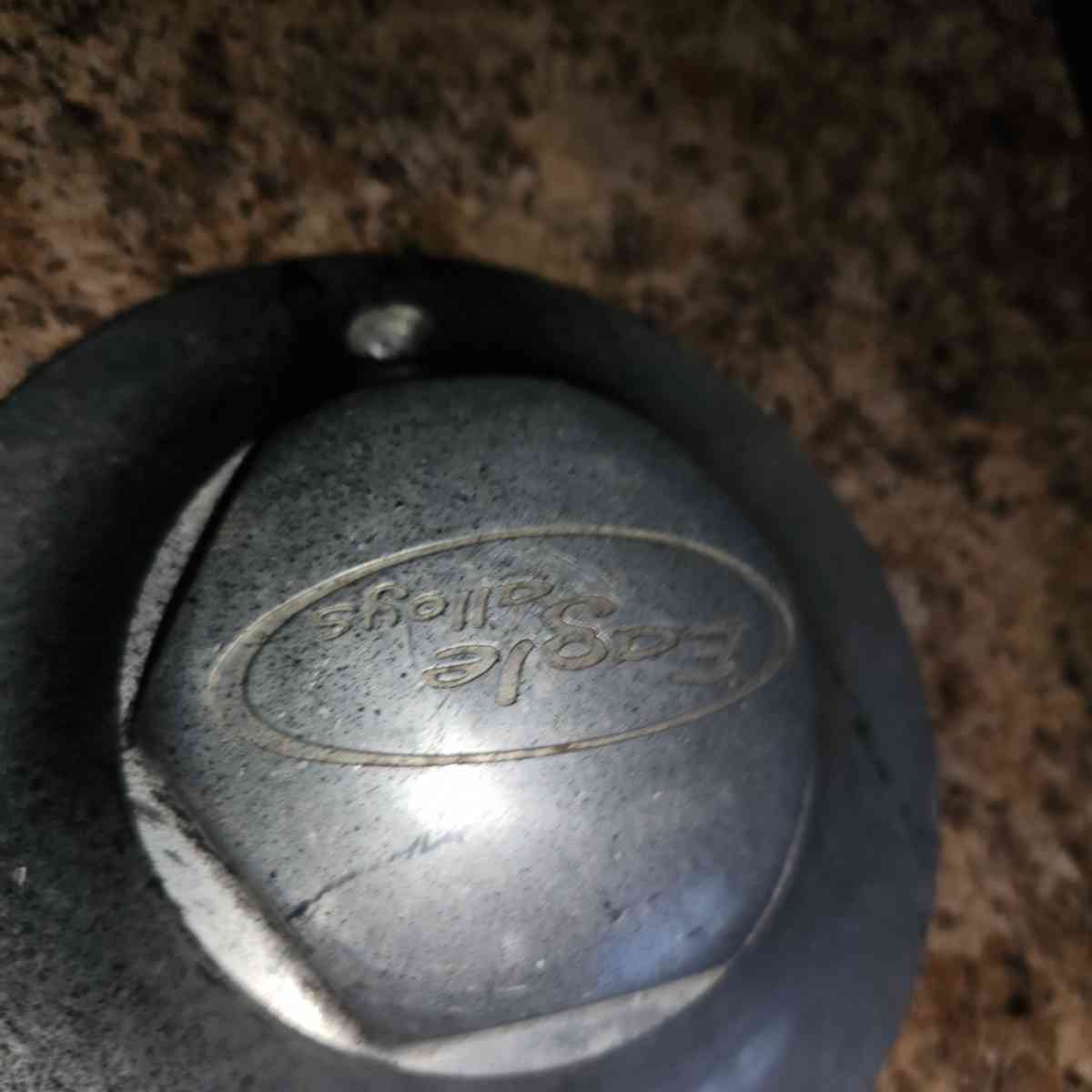 Hubcap - Wasilla, Alaska - FleaMarketBay