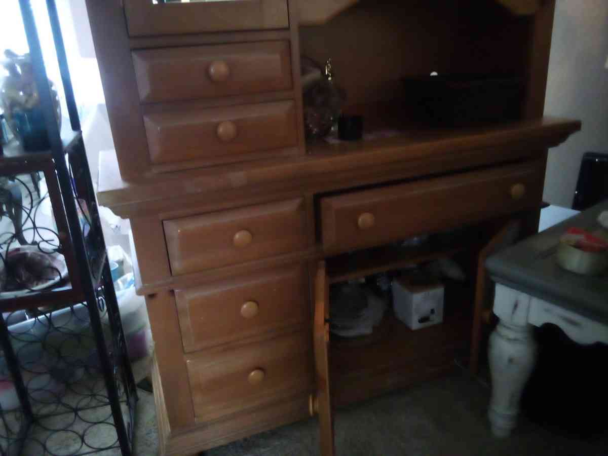 China Hutch - Colorado Springs, Colorado - FleaMarketBay