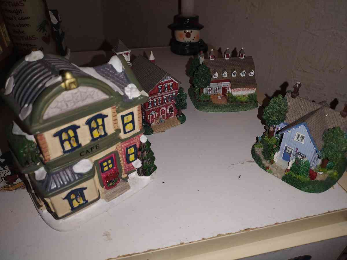 little Christmas villages - Casa Grande, Arizona