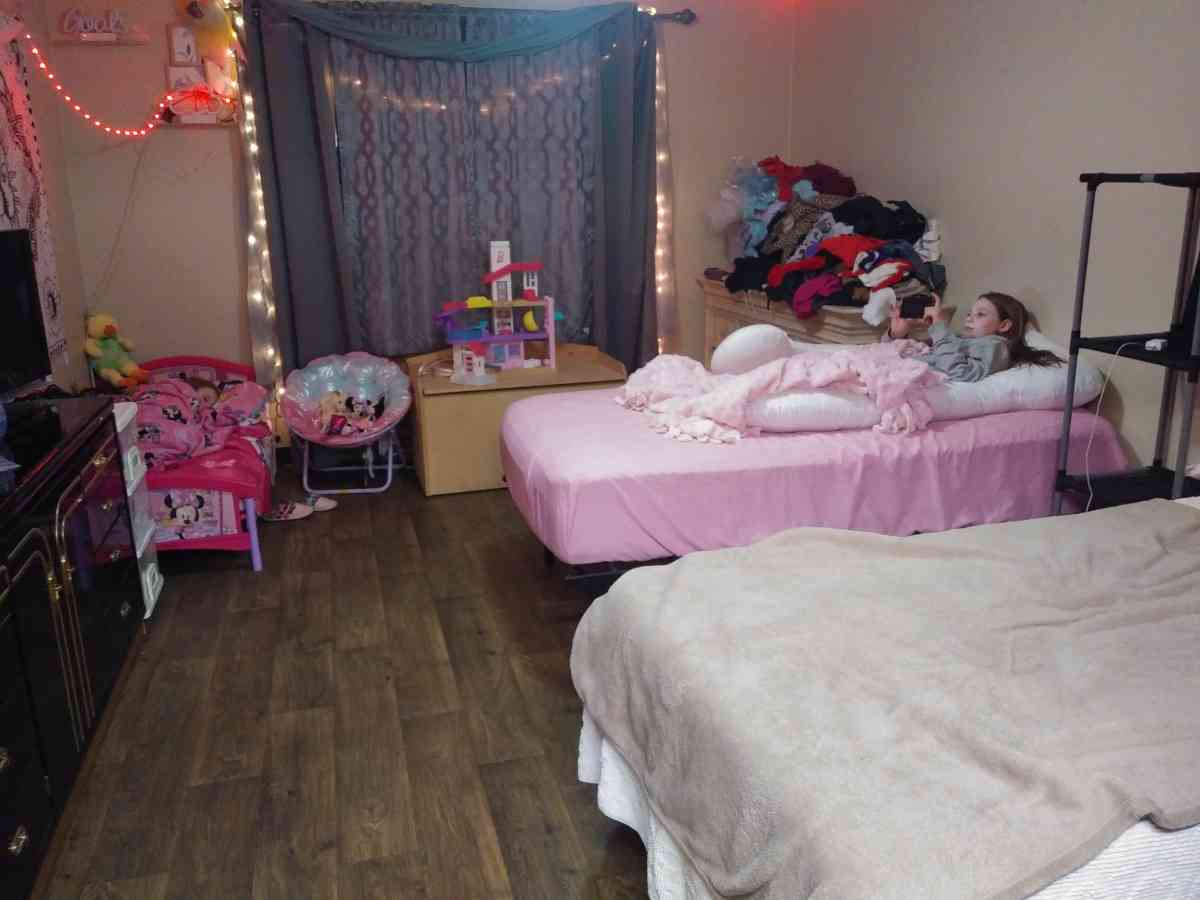 twin bed - Canton, Ohio