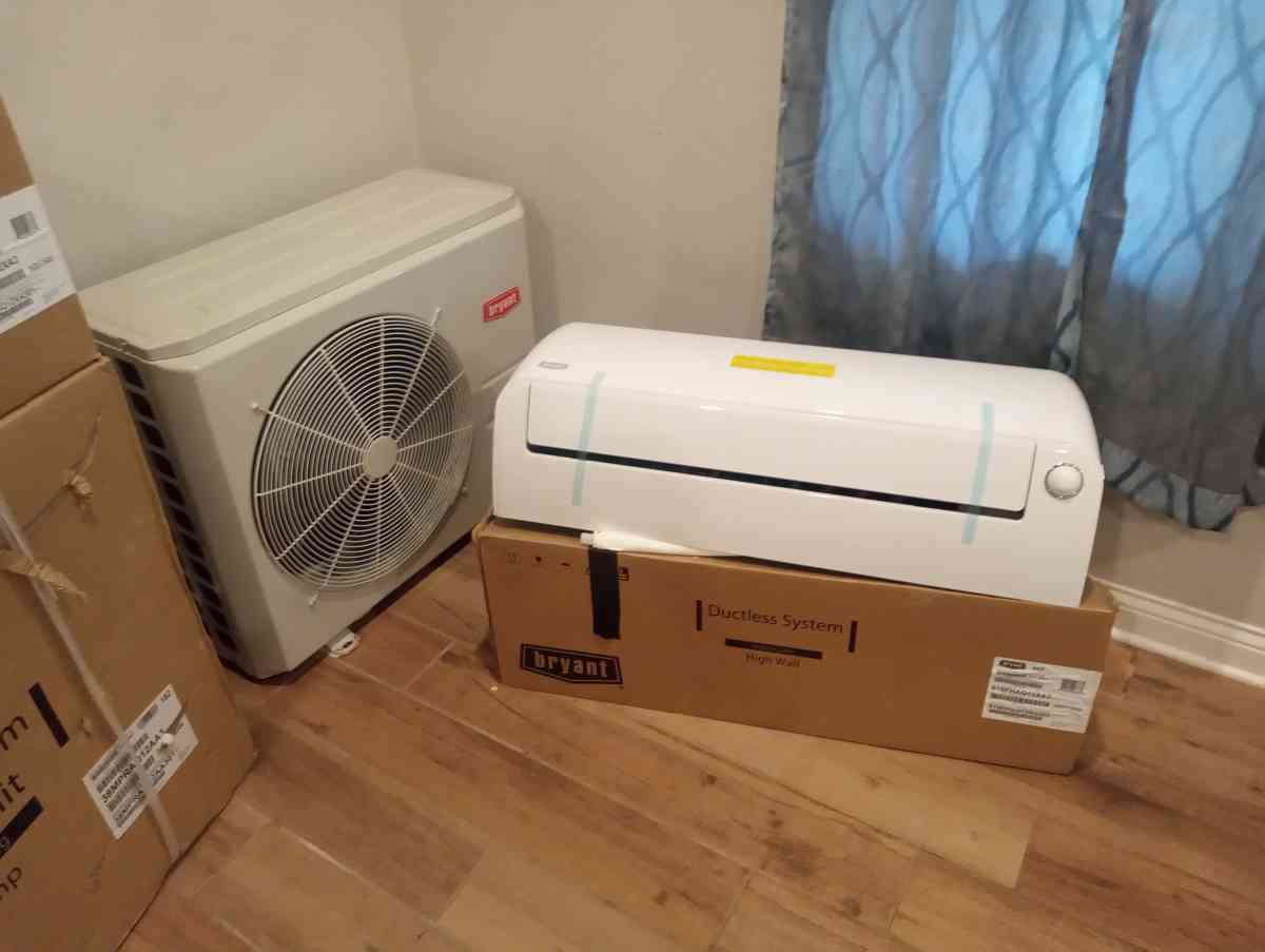ductless hvac system mini split and outdoor heat pump - London, Ohio - FleaMarketBay