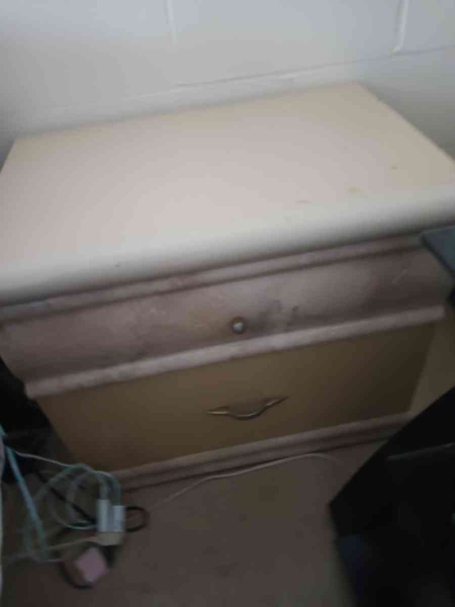 House hold items - Tallahassee, Florida - FleaMarketBay