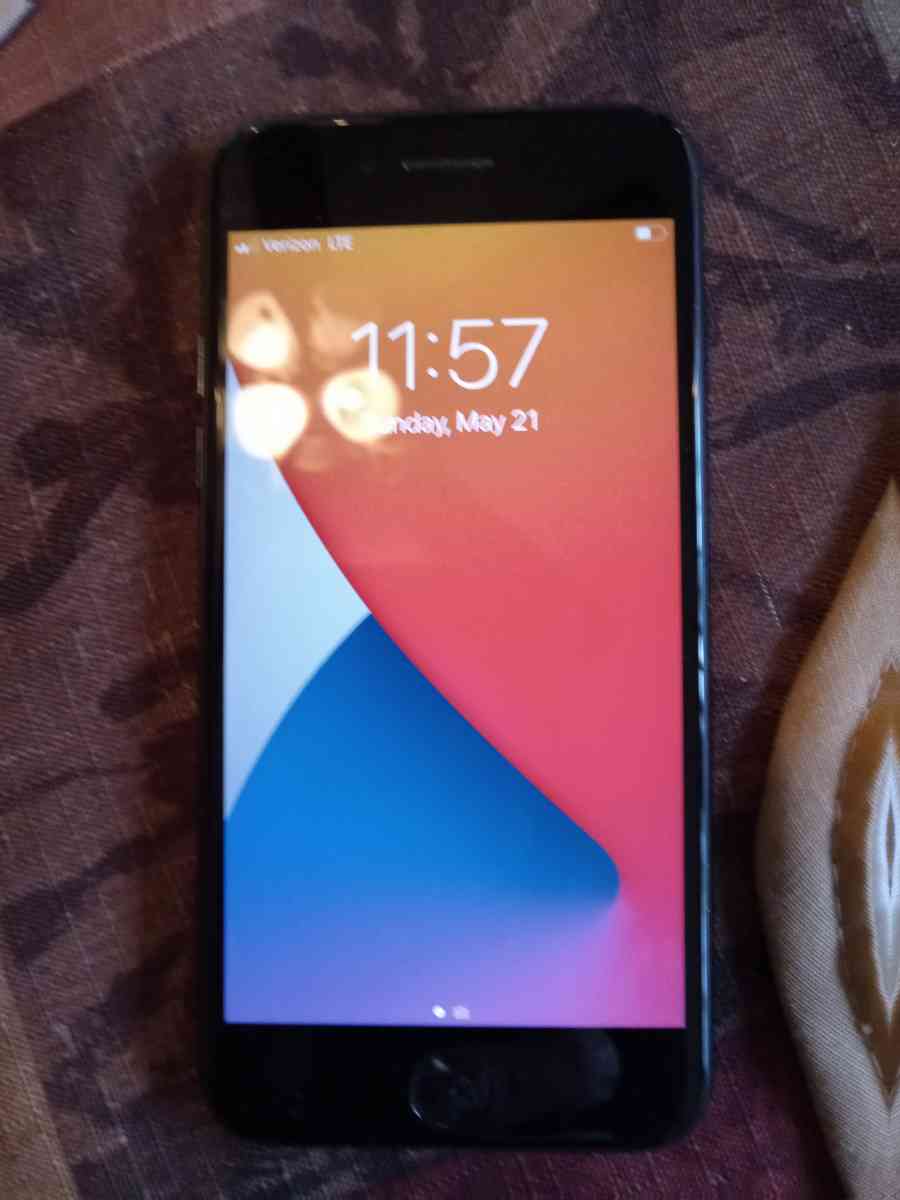 Apple iphone - Marshall, Texas