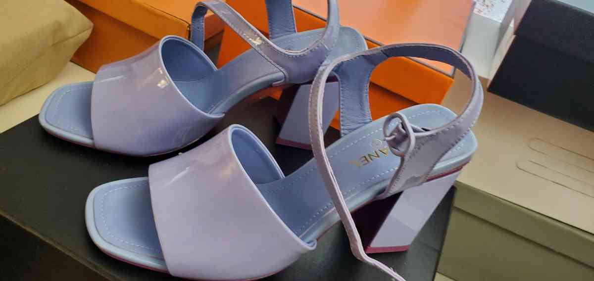 lavander heels shoes - Mission Viejo, California