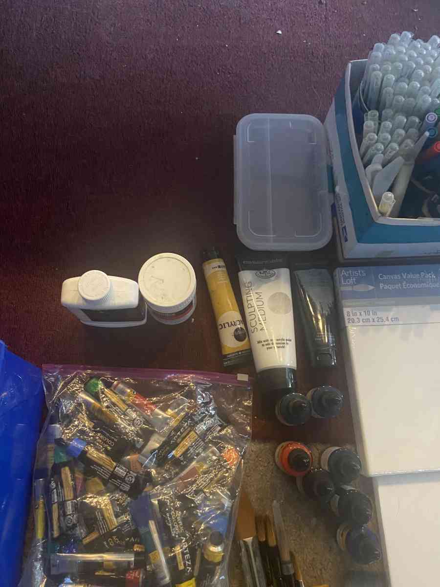 art supplies - Peoria, Arizona - FleaMarketBay