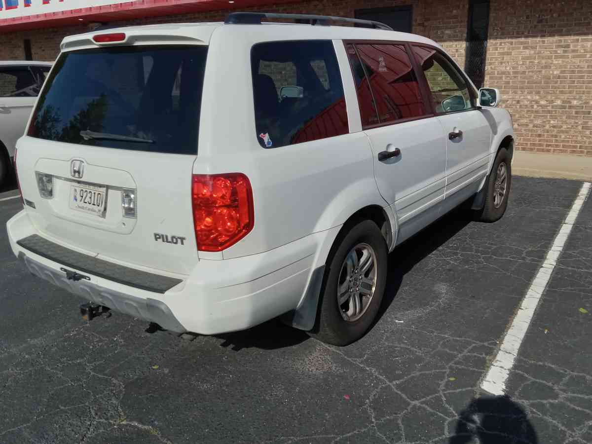 05 Honda Pilot EXL - Spartanburg, South Carolina - FleaMarketBay