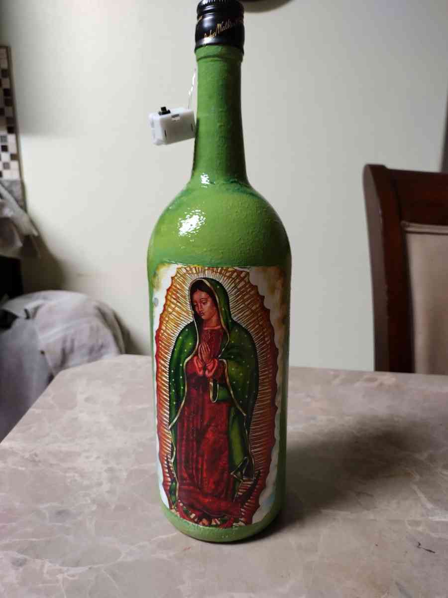 design wine bottles - Pharr, Texas - FleaMarketBay