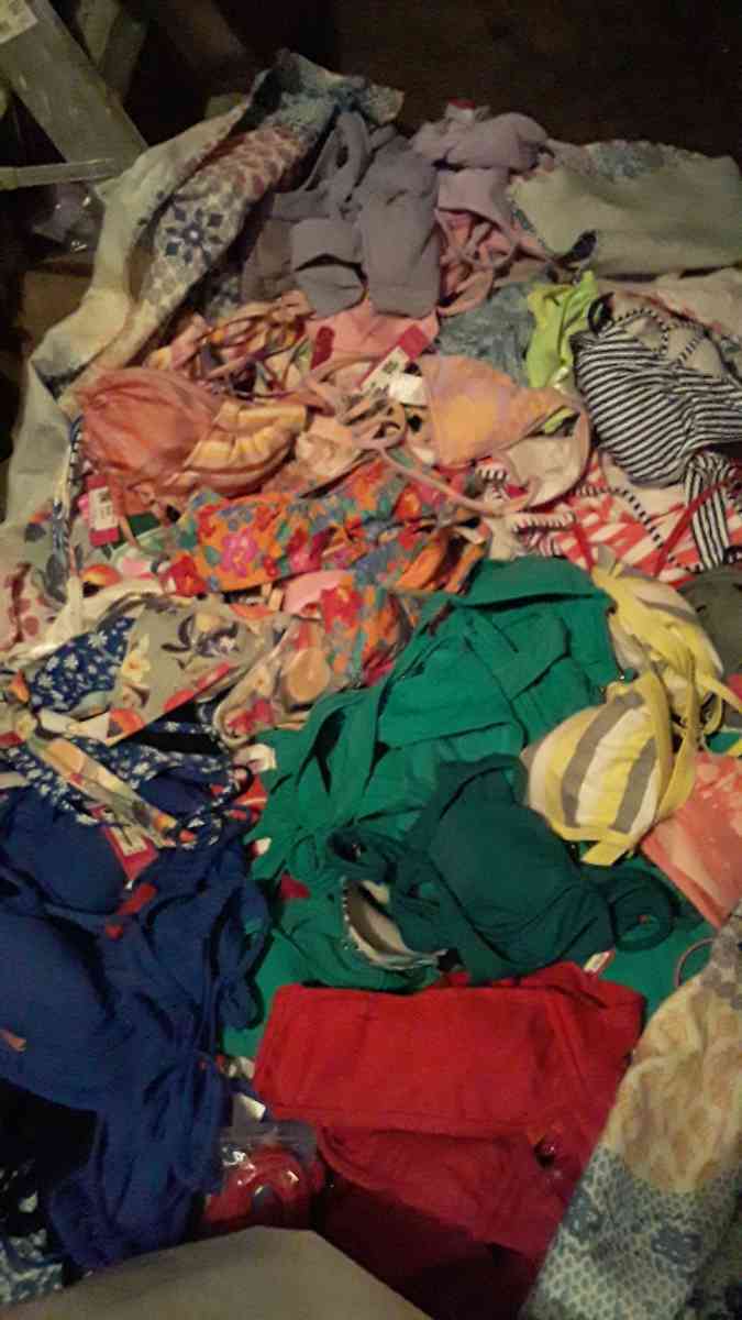brand new bikinis 5 dollars set - Irving, Texas - FleaMarketBay