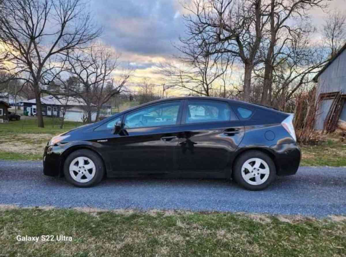 2011 Toyota Prius - Harrisonburg, Virginia - FleaMarketBay
