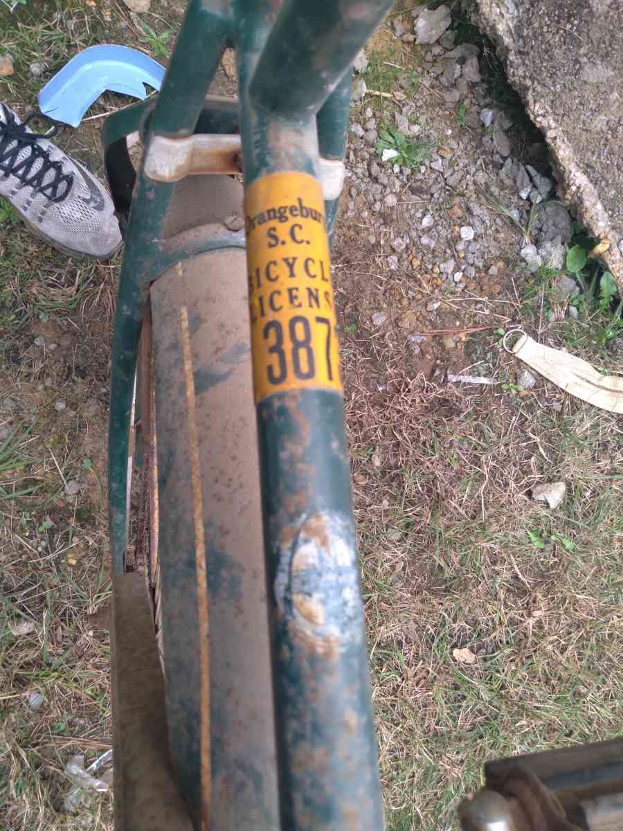 1940s Schwinn Bike - Gaston, South Carolina - FleaMarketBay