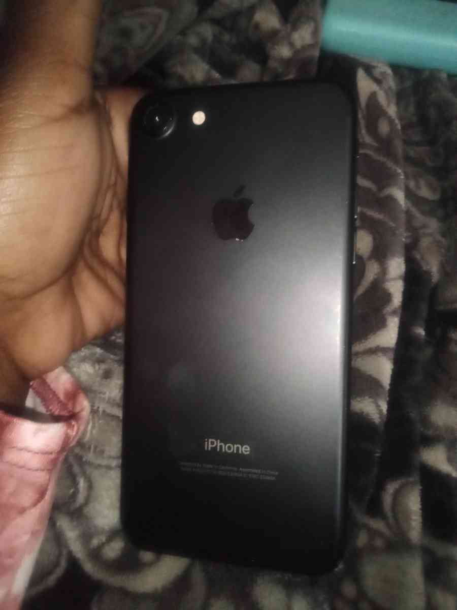 iphone 7 - Jacksonville, Florida - FleaMarketBay