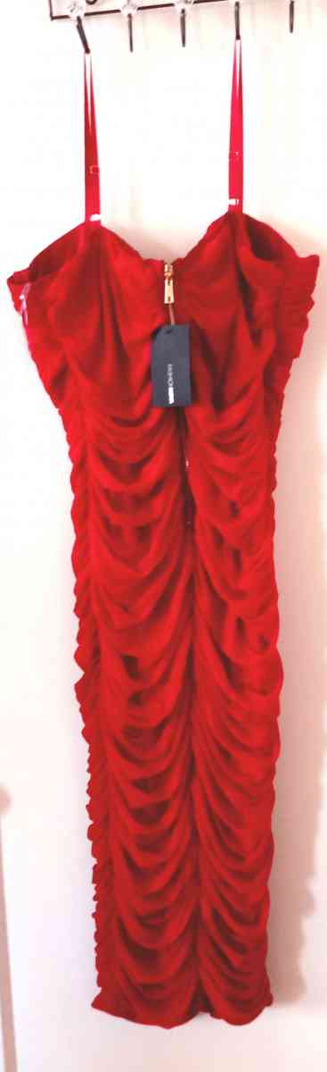 Plus Size Ladies Evening Gown - Louisville, Kentucky - FleaMarketBay